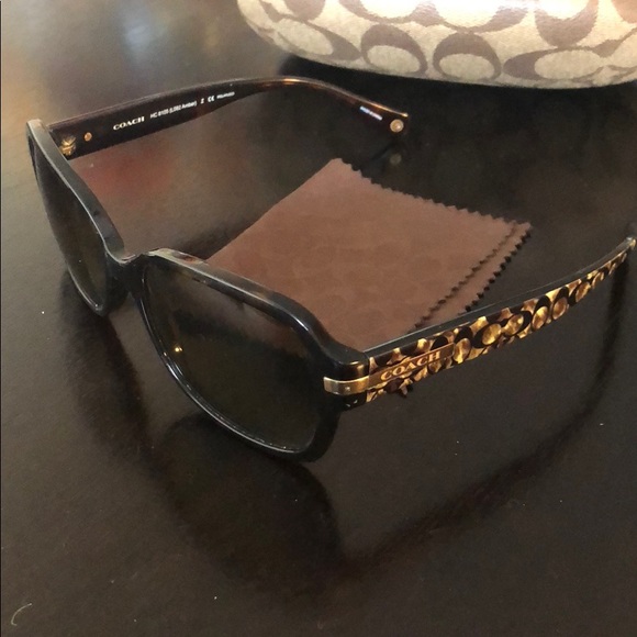 Coach Sunglasses, Case, And Cleaning Cloth - Picture 2 of 3